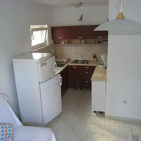 Viktoria Apartment *